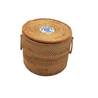 China Sustainable Natural Environmentally Friendly Rattan Storage Box Desktop Snack Storage Box for sale