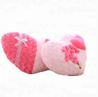 China Eco - Friendly Heart Logo Love Soft Plush Pillow for sale