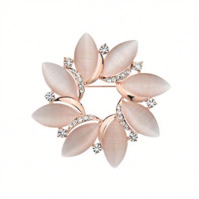 China Korean Crystal Flower Brooch Pin Brooch Opals Rhinestone Girls Safety Fashion Brooch for sale