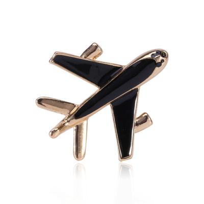 China Fashion New Fashion Aircraft Brooch Pin For Mens Womens Enamel Creative Hijab Brooch Pin for sale