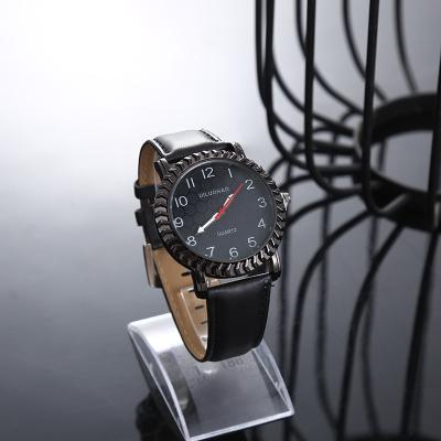 China Men Cheap Wholesale Fashion Casual Glass Men's Watch Belt Watch for sale