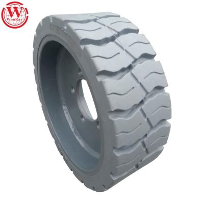 Cina Aircraft Rig Tire 12.5x4.25 Cleaning For JLG , JLG Lift Machine Solid Wheel Assembly 12.5-4.25 in vendita