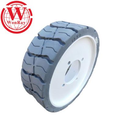 Chine JLG Manlift Solid Tires and 15x5 Wheels for Straight 061846 502170 X26 X32 à vendre