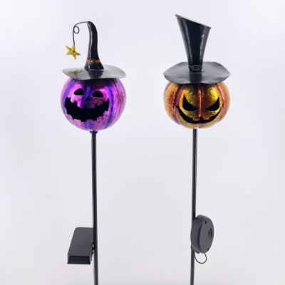 China Decorative Holloween Pumpkin Halloween Metal Pumpkin Garden Led Solar Stake Light for sale