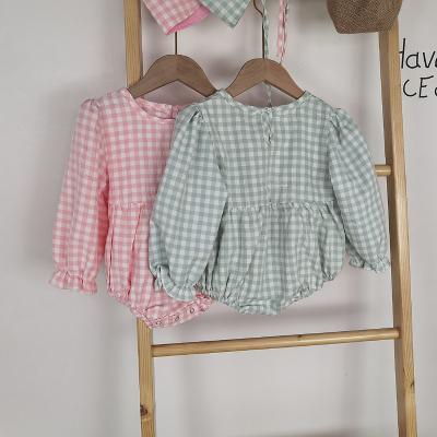 China Spring and Autumn Lattice Romper Fresh Korean baby boys and girls casual style children's clothing style baby's triangle romper hat for sale