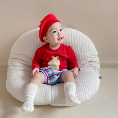 China Smart casual spring and simple printed autumn boys and girls bear striped casual loose T-shirt shorts two-piece suit for sale