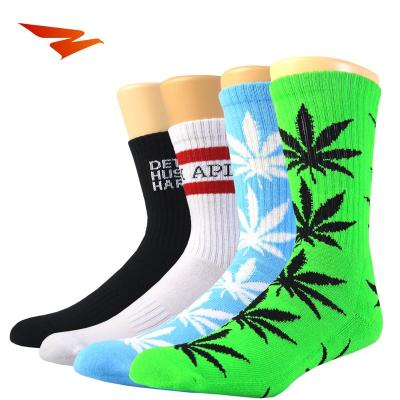 China Wholesale New Design Comfy Sports Custom Socks Antibacterial for sale