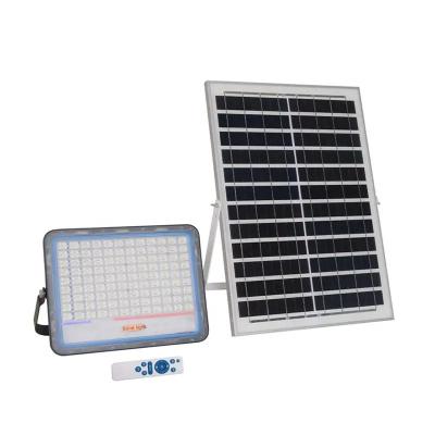 China Aluminum Body and PC Cover Solar LED Flood Light for Garden in Color Rendering Index Ra 80 for sale