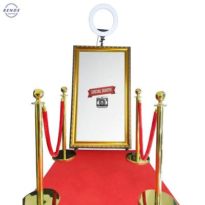 China Outdoor Selfie Mirror Photo Booth Social Station Enclosure with i5 Computer, 55in TV, Photo Booth Flash and RGB LED for sale