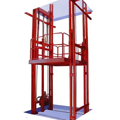 China 2T mezzanine vloer goederenlift 5m 2000KG magazijn vrachtlift Te koop