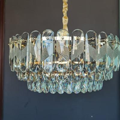 中国 2022 New Modern Living Room Gold Crystal Chandelier Lamps Crystal Chandelier Lighting Modern Pendant 販売のため