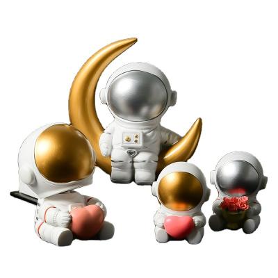 China Each of the 2021 Resin Modern Astronaut Resin Astronaut Statue Opens Decoration Home Accessories for sale