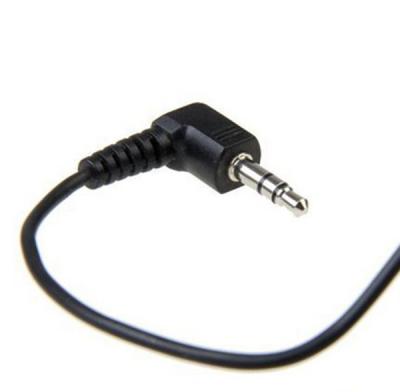 China Stereo Audio Cable, 3.5mm Stereo Male Straight Plug to 3.5mm Stereo Male Right Angle Plug for sale