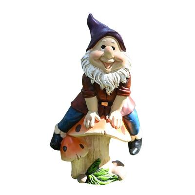 China Cute Snow White Dwarfs The Seven Ornaments Cartoon Resin Craft Outdoor Garden Kindergarten Sculpture Landscape Ornament for sale