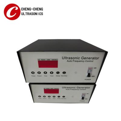 Cina Generatore di frequenza ultrasonica del trasduttore di pulizia 300w - 3000W 28KHZ - 200KHZ in vendita