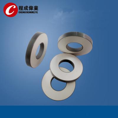 Cina dischi ceramici piezoelettrici Pzt8 50 * di 17 * di 5mm per il trasduttore ultrasonico in vendita