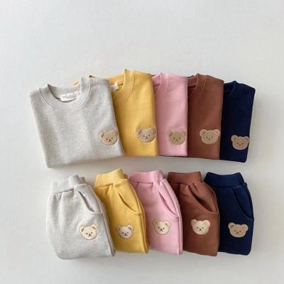 China 2021 Bear Embroidery Hoodies And Pants 2 Pcs Boys Sweatshirt Casual Suits Autumn New Baby Clothes Set for sale