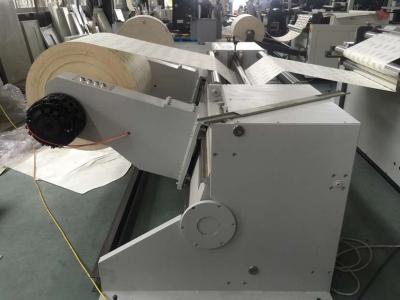 China Roll Paper Cutter Machine Frame Stalker Shaftless Loading FD930 * 640 for sale