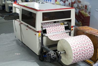 China Roll Paper Automatic Die Cutter , Commercial Die Cutting Machine With Creasing Embossing for sale