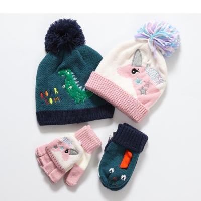 China Middle Customize Cartoon Wholesale Handmade Wool Winter Baby Hats And Gloves Newborn Baby Hat And Glove Sets for sale