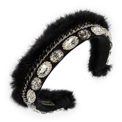 China Fabric Winter Padded Solid Fuzzy Hair Band Ladies Solid Fuzzy Hair Band Large Oval Halo Halo Headbands Woolen Headband For Girls for sale