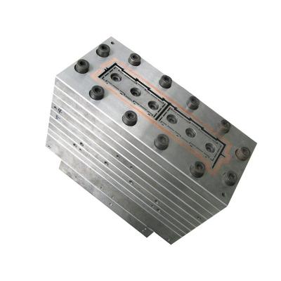 China Extrusion Mould for WPC PVC Pipe WPC PE PP Profiles in Performance and Production for sale