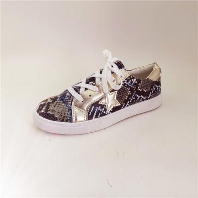 China 200904 new fashion women's sneakers women's flat lace up flat sneakers feminino women's PU snake sneaker casual shoes for women for sale