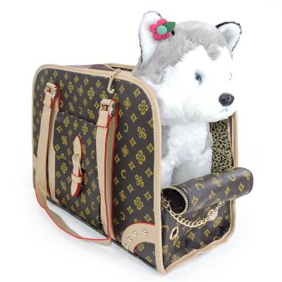 China PU Dog Cat Handbag Pet Travel Pet Carrier Packing Bag Breathable Luxury Studded Studded Carrier Bag for sale