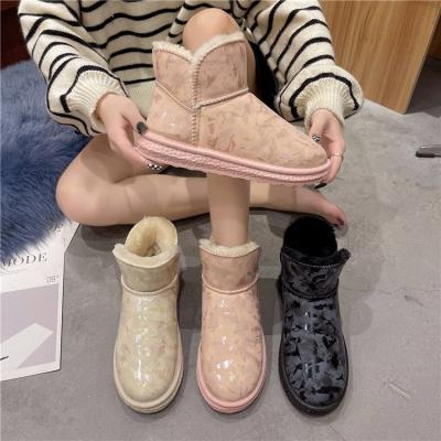 China Soft Women's Bread Snow Boot Women's Winter Boots Winter Waterproof High Quality Fur Waterproof for sale