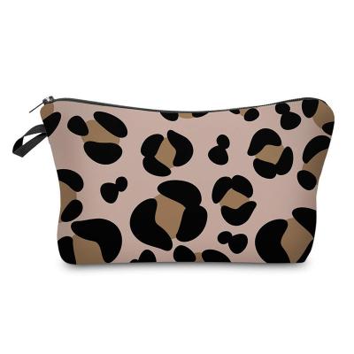 China Cute Fashion Travel Toiletry Bag Accessories Waterproof Roomy Organizer Gifts Cosmetic Bags For Girls for sale