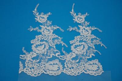 China Embroidery  Wedding Lace Trimming  Gold Wire Lace Border H27cm*L20cm Repeat for sale