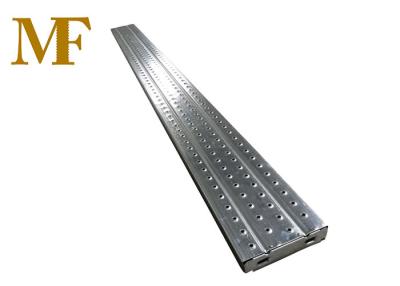 Cina 300 m di larghezza Scaffolding Galvanizzato Springboard Deck in acciaio perforato Scaffolding Steel Plank in vendita