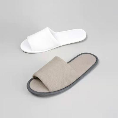 China Lightweight Airline Travel Kit , Airline Slippers Head Phones Soft Slippers for sale