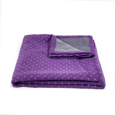 China Disposable Airline Covers Folding Airline Blanket and Pillow Set with Eye Mask Travel Cover Pillow Airplane for sale