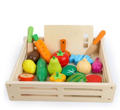 China New Arrival Wooden Educational Toy Pretend Toy Magnetic Vegetables and Fruits for sale