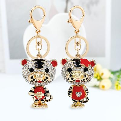 China 2022 popular hot sale popular tiger shape cute animal diamond zinc alloy key chain for sale