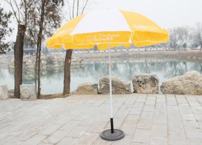 Chine Grand parapluie de plage stable, marqué parapluies promotionnels avec le tissu de 210D Oxford à vendre