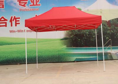 Chine Rouges portatifs sautent la protection de Sun de tissu de la tente 420D Oxford du marché pour le jardin à vendre