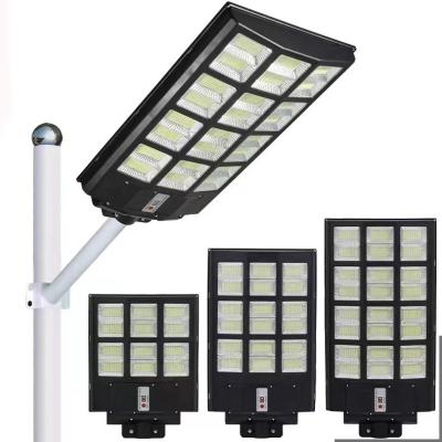 China Waterproof 2024 New Amazon Hot 1000W LED Street Lights Outdoor Solar Aluminum Solar Light with IP66 Waterproof Grade for Home Decor for sale