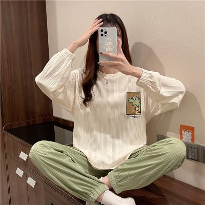 China 2022 new autumn leisure simple women's breathable home clothes beautiful can wear outside in summer pajamas nightgown designs for sale