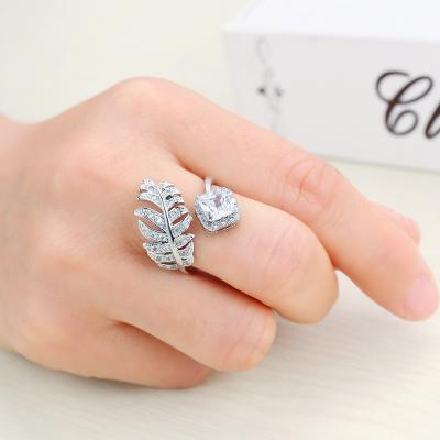 China 2021 Best Seller Environmental Friendly Leaf Form Silver CZ Stones Rings for sale