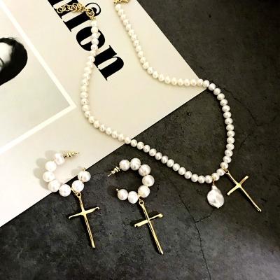 China Environmentally Friendly Baroque Freshwater Baroque Pearl Collares Pearl Choker Necklace Women Earrings Beaded Necklace And Earring Sets for sale