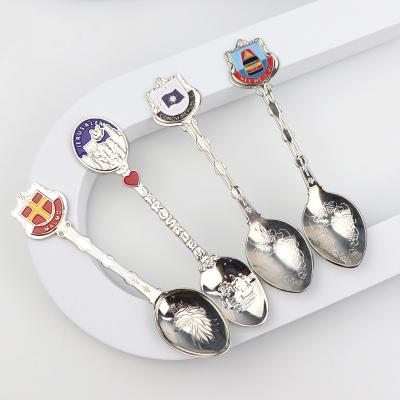 China Sustainable Wholesale Custom Design Silver Metal Collectable Travel Country City Tourist Souvenir Spoon for sale