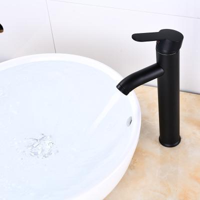 China 2021New Products Single Handle Vanity Sink Faucet SUS Matte Black Stainless Steel Basin Faucet Thermostatic Modern Bathroom Faucet for sale