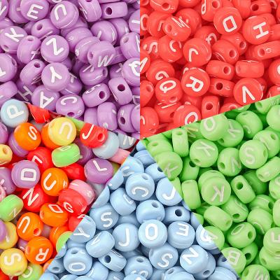 China 100pcs/pack 7mm Letter Acrylic Colorful Bea for sale