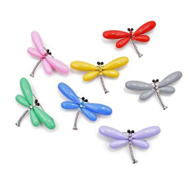 China Colorful ALLOY Resin Dragonfly Brooches For Women Summer Style Candy Color Insect Pin Fashion Jewelry New for sale