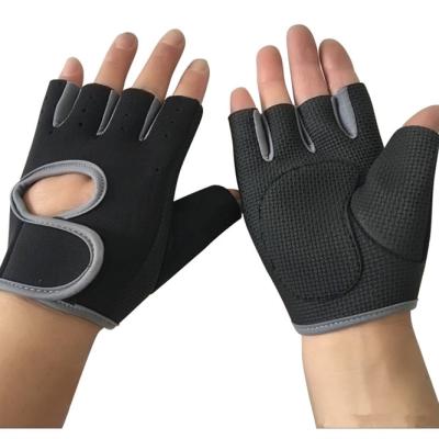 China Non Slip New Fashion Sports Workout Fitness Weightlifting Gloves Gym Gloves for Men and Women for sale