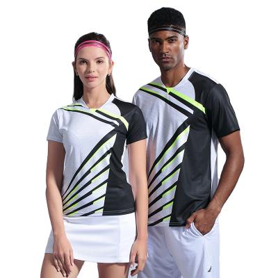 China Good Quick-drying Stretch and Teardrop and Short Sleeve Breathable Women's and Men's Competition Tennis Shorts and Skirts for sale