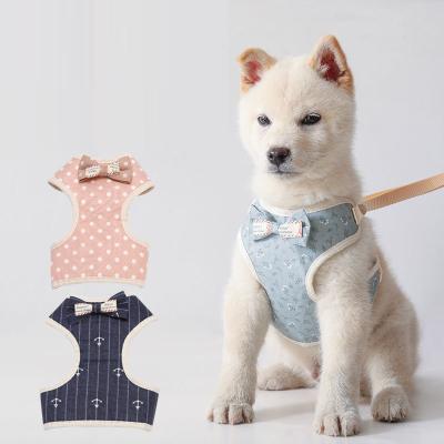 China Stocked Pet Accessories Fashion Design Pet Accessories Arm Mesh Hunting Dog Vest Soft And Long Leash for sale