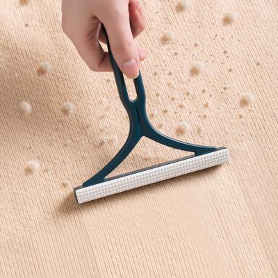 China Hot Sale Fiber Remover Hair Scraper Sweater Pilling Trimmer Tool Pet Hair Fur Remover Manual Stocked Epilator for sale